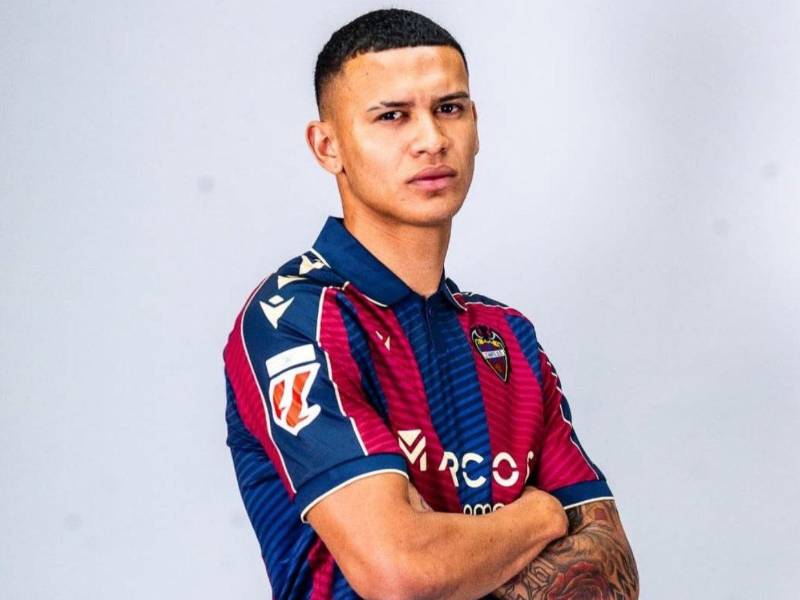 El jugador de Honduras mejor posicionado en el mundo es Kervin Arriaga. El Misilito llegó al Levante UD tras su paso por el Real Zaragoza de la degunda división de España.