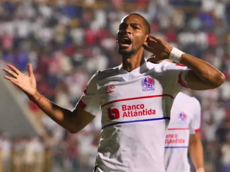 Jerry Bengtson se convirtió en el máximo goleador de la Liga Nacional estando en el Olimpia.