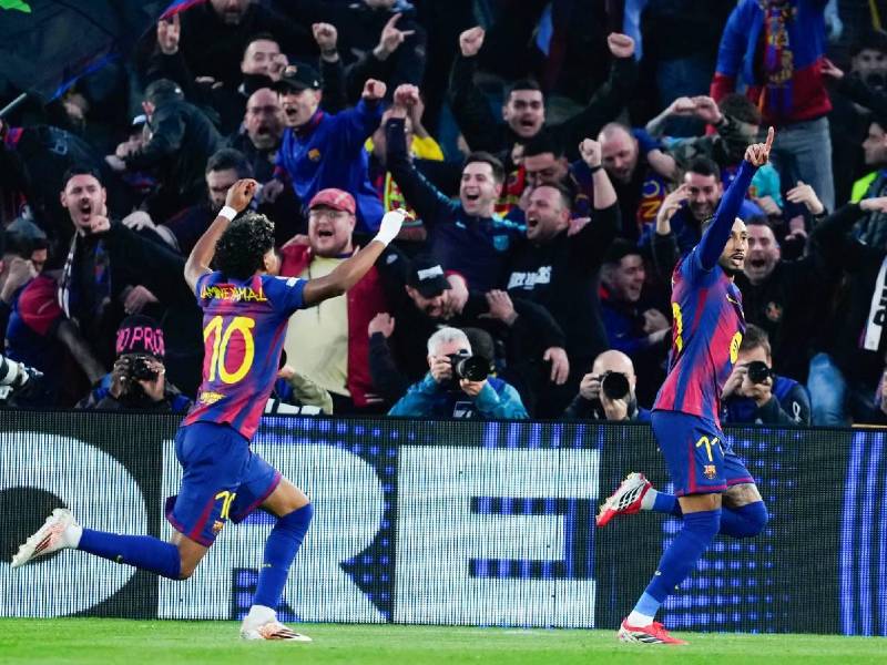 Imágenes del desarrollo del partido.