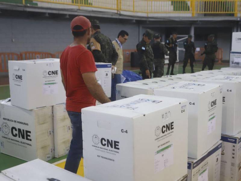 El CNE habilitó su plataforma para seguir el escrutinio especial. Conozca cómo consultar los resultados nacionales y por departamento paso a paso.