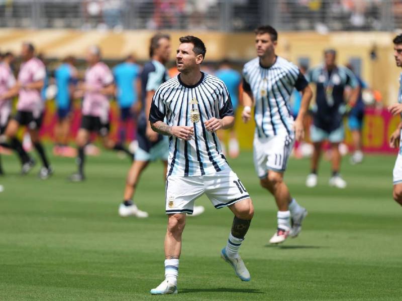 Imágenes del desarrollo del partido.