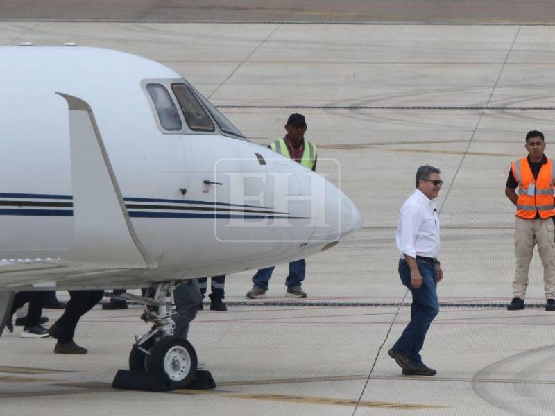 El expresidente Juan Orlando Hernández regresó a Honduras el 26 de julio en un vuelo privado proveniente desde Estados Unidos y muchos se preguntaron cuánto costó el traslado. Estos son los detalles.