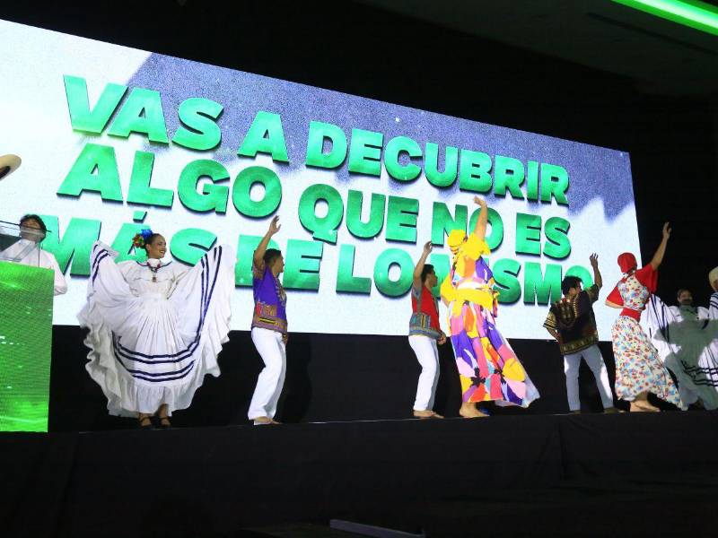 Como una verdadera fiesta se vivió el evento de lanzamiento.