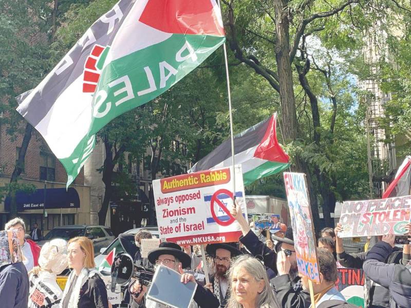 <b>PROTESTAS.</b> La ONU me da vergüenza fue uno de los mensajes que expresaron ayer los participantes en una manifestación contra la asistencia del primer ministro de Israel, Benjamín Netanyahu, a la Asamblea General de la ONU.