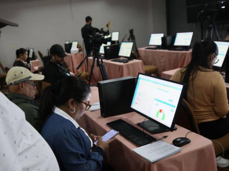 La página debe ser de fácil acceso para la población y se tiene que ver en cualquier dispositivo electrónico.