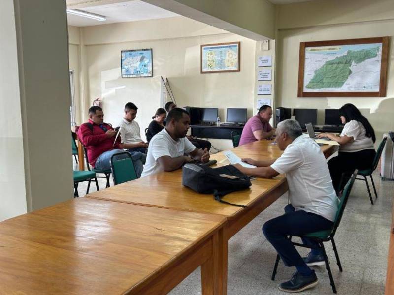Durante el encuentro, promovido por la empresa Honduras Próspera, el pequeño prodigio que se capacita con la NASA compartió sus vivencias y mensaje de superación.