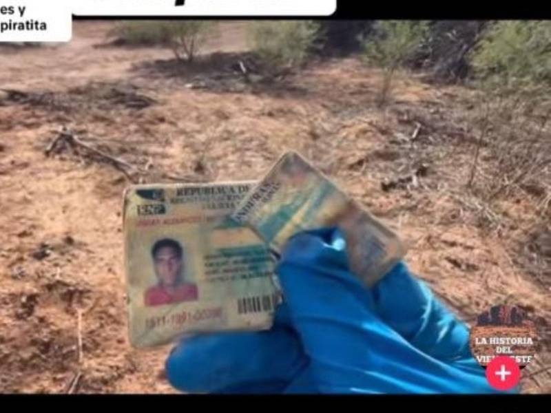 La tarjeta de identidad estaba rota a al mitad pero en ella se alcanzaba a leer el nombre del hondureño y sus datos personales.