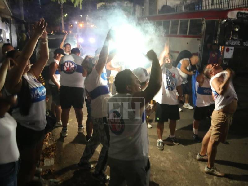 Imágenes del desarrollo del partido.
