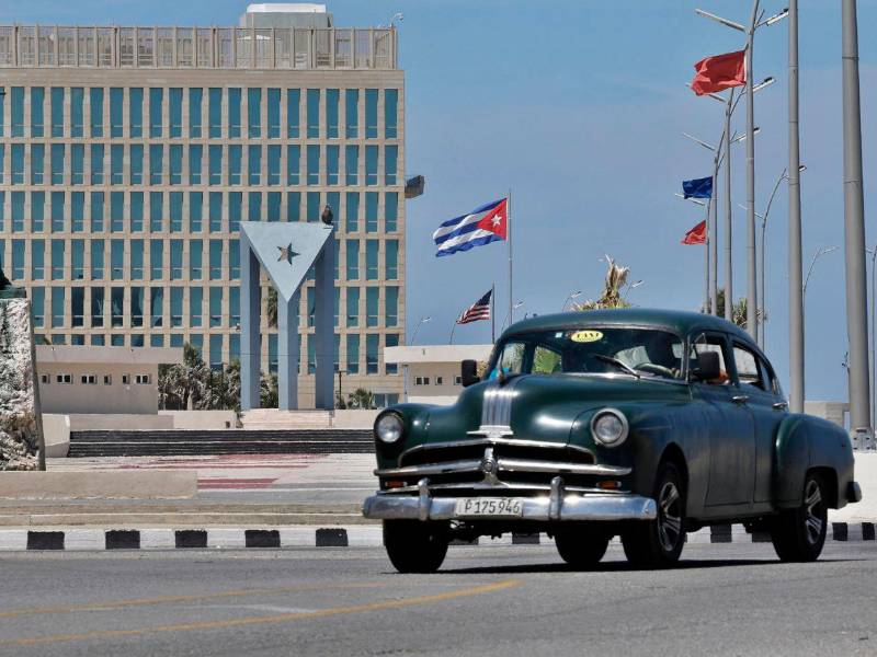 Economía. Las importaciones cubanas procedentes del mercado estadounidense han alcanzado cifras récord en 2026, un incremento sostenido que refuerza la dependencia de la isla de EE. UU. para la compra de combustibles y bienes de consumo, al tiempo que favorece al sector privado cubano y dificulta la llegada de inversión extranjera, según expertos.