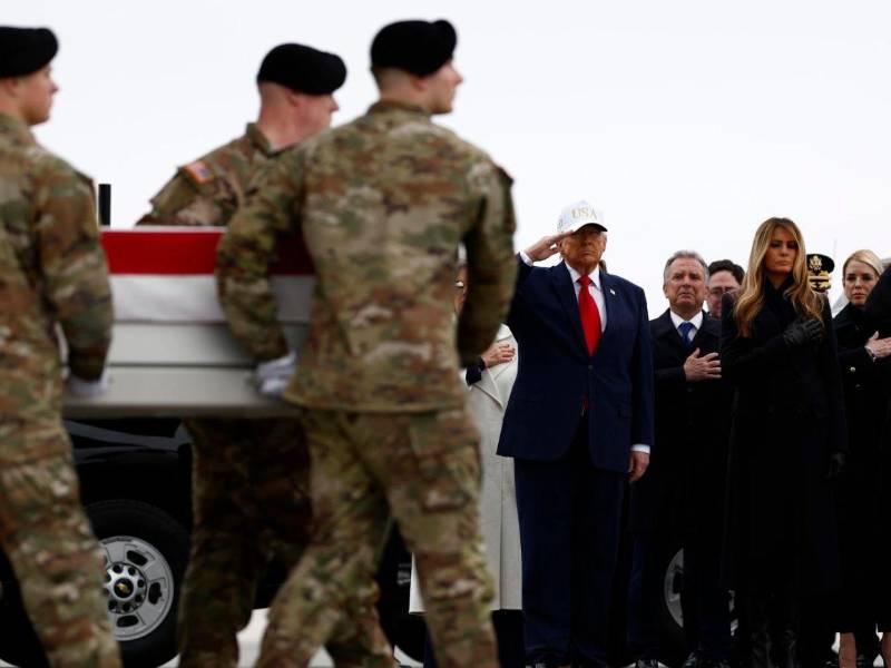 Los seis soldados, todos pertenecientes a la Reserva con base en Des Moines, Iowa, murieron cuando un dron impactó un centro de operaciones en Port Shuaiba, Kuwait.