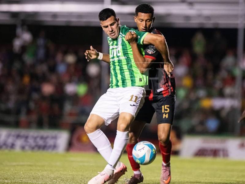 Imágenes del desarrollo del partido.