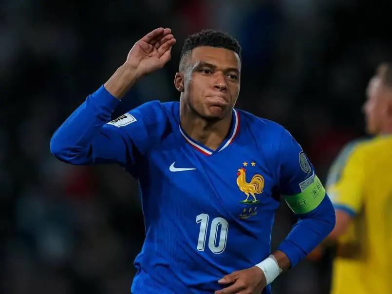 Mbappé toma decisión de finalizar contrato y está negociendo un nuevo acuerdo