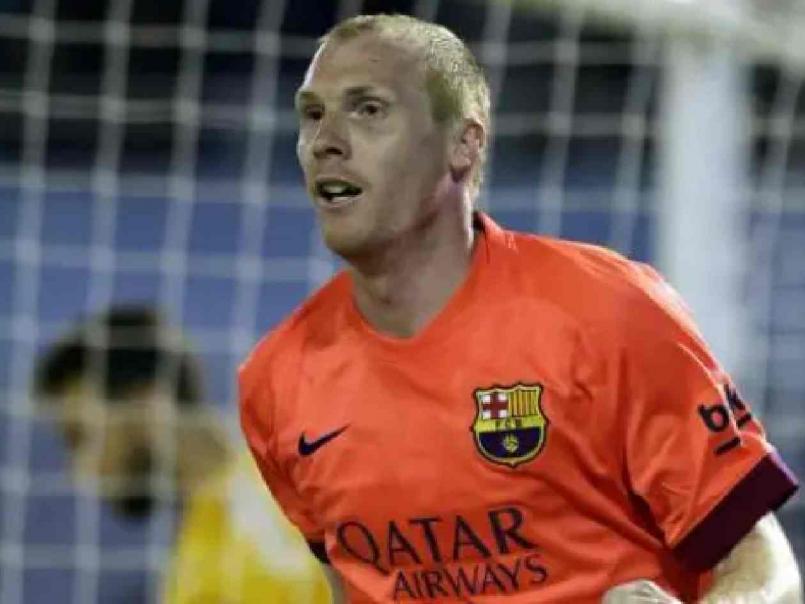 De ser campeón como futbolista profesional a trabajar en una tienda: Su nueva vida en Europa