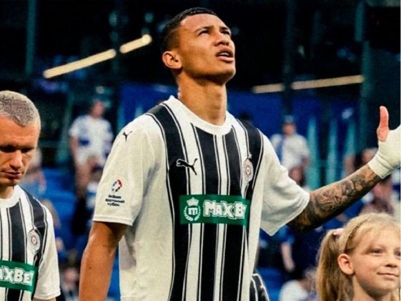 Historia de Kervin Arriaga, el jugador el AEK que casi pierde su pie y la acción de su mamá