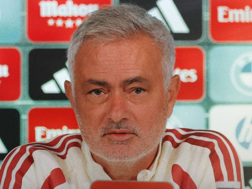 Mourinho bajo amenaza: Lo que pasará con el DT si Real Madrid pierde el clásico ante Barcelona