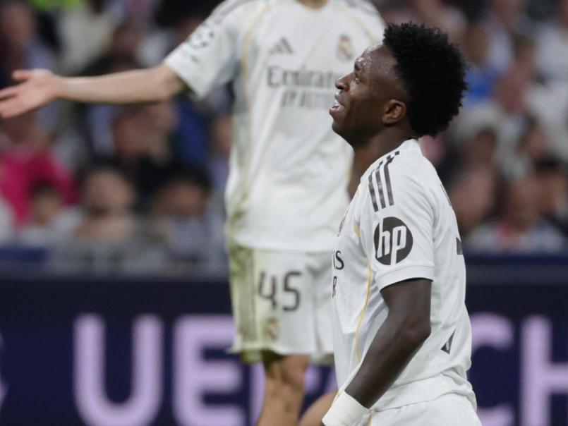 Real Madrid reclama error del VAR y sufre en Champions League; Honduras presente y Bayern deslumbra