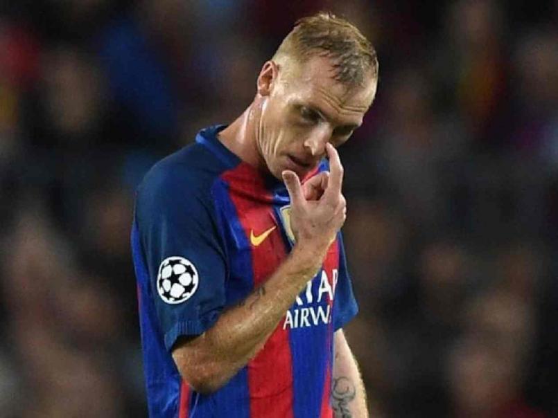 De ser campeón como futbolista profesional a trabajar en una tienda: Su nueva vida en Europa