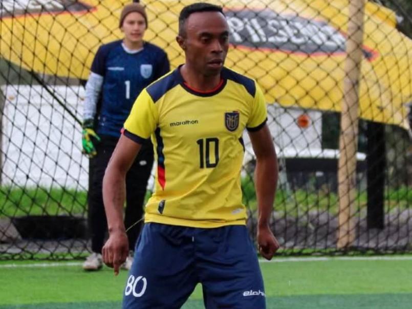 Policía detiene a futbolista por robo de teléfonos: Así ocurrieron los hechos