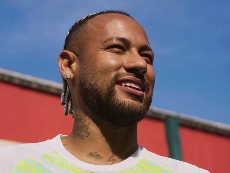 Neymar coquetea con una chica pero se lleva tremenda sorpresa