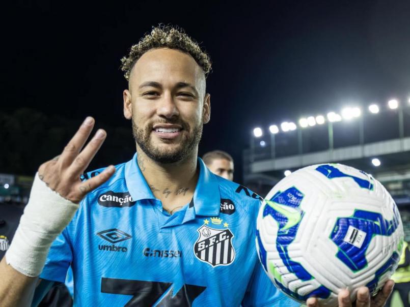 Neymar coquetea con una chica pero se lleva tremenda sorpresa