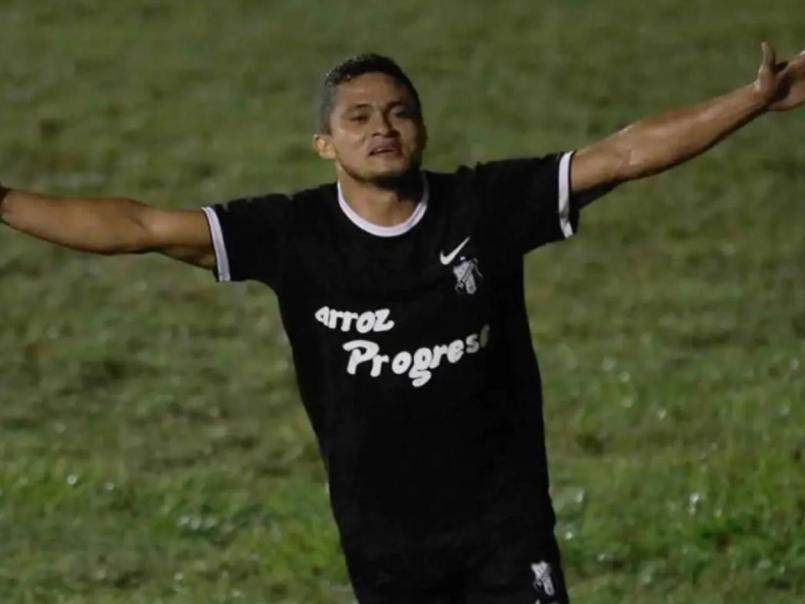 Fue deportado de EE UU y recibió un machetazo: La nueva vida del jugador Ñangui Cardona