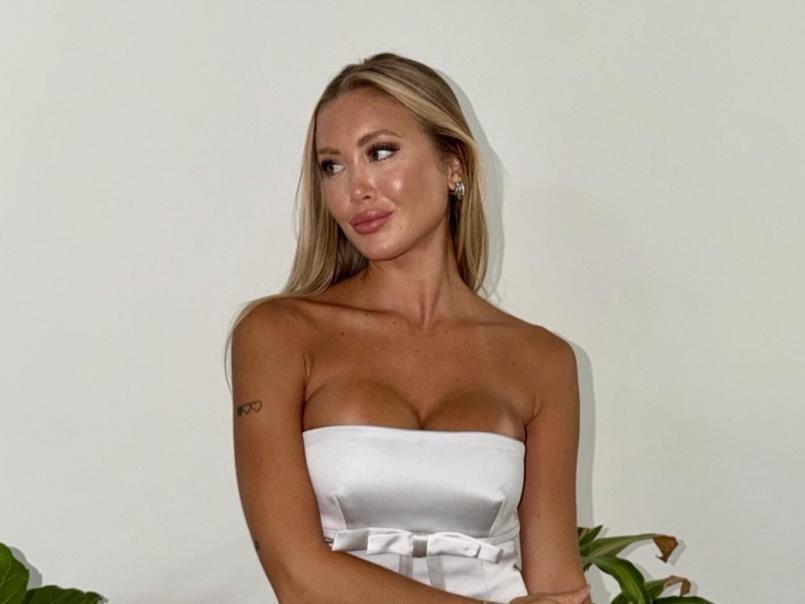 Futbolista le roba la novia a uno de sus compañeros y desata la polémica en redes sociales