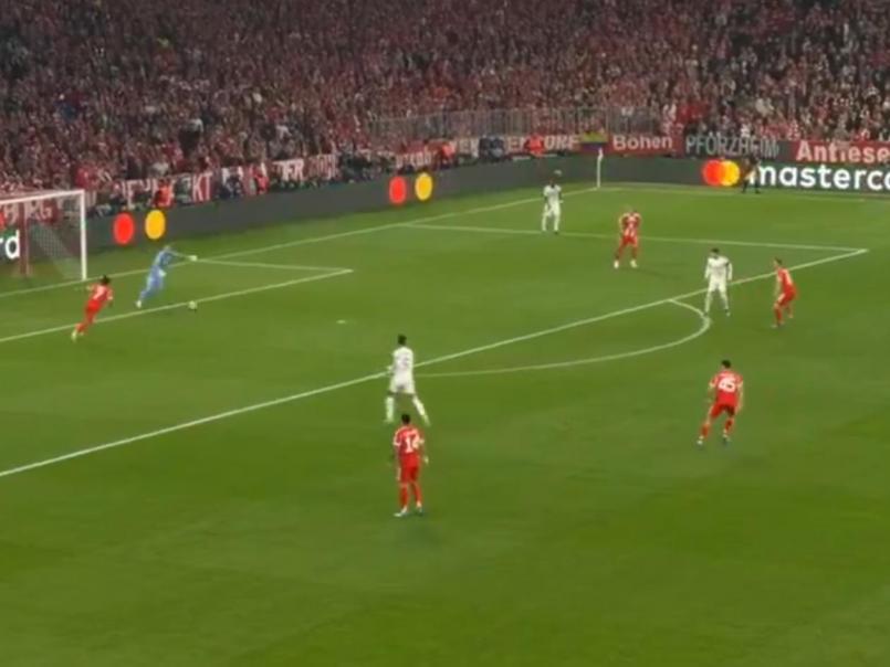 Error del VAR, héroe del partido, fuerte agarrón y Bayern humilló a Real Madrid en Champions League