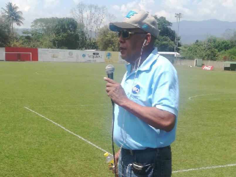 Sufrió dos derrames y revelan el estado de salud de reconocido periodista deportivo hondureño