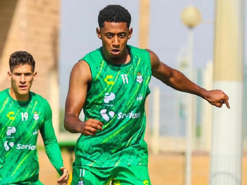 ¿Qué fue del Choco Lozano? Revelan la pesadilla que vive el jugador hondureño en México