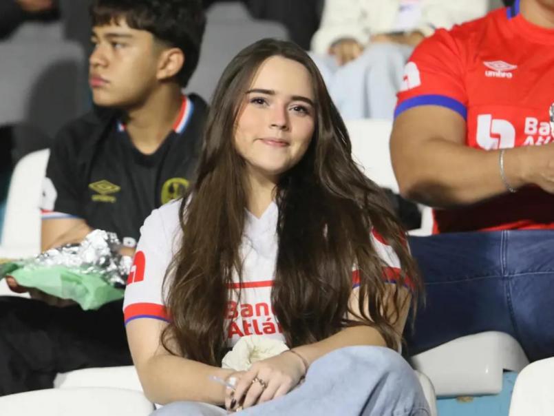 Marathón vs Olimpia: Ellas son las aficionadas más bellas de los finalistas de Liga Nacional