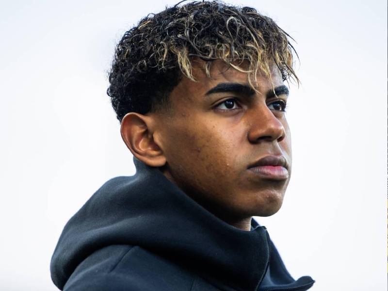 Barcelona humilla al Dortmund para poner pie y medio en semifinales de Champions League