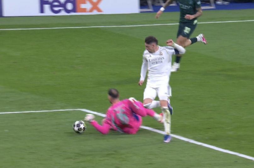 Real Madrid sepulta al City en Champions, héroe inesperado y lo que hizo Mbappé en las gradas