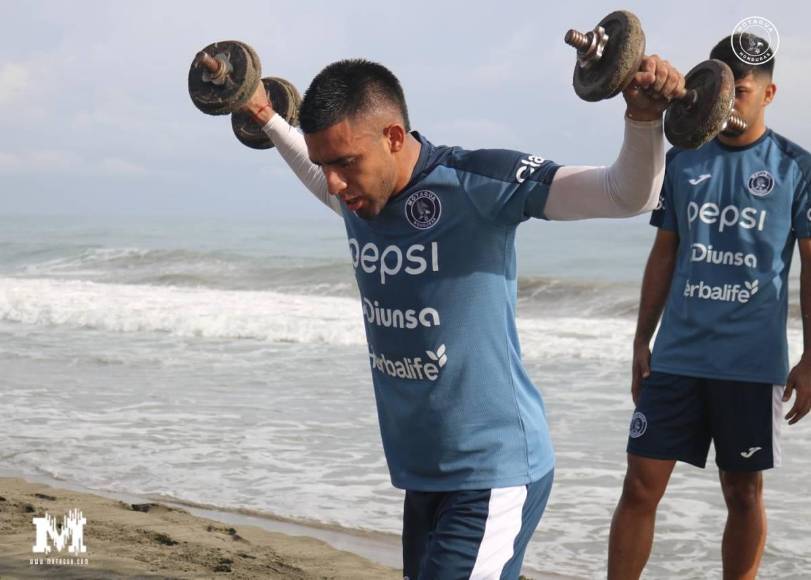Motagua realiza trabajos de pretemporada en Tela y Diego Vázquez con varias sorpresas