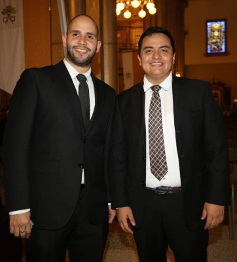 Buenos deseos para la pareja Juárez Mondragón