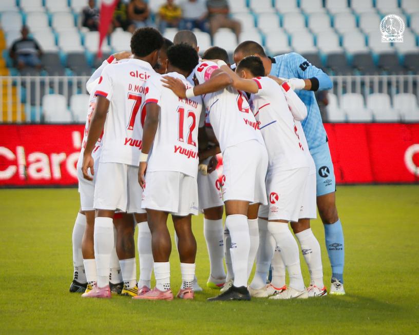 Olimpia suma nueva alta: El 11 titular de Espinel en busca de herir a Marathón en la final