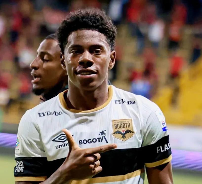 Dereck Moncada sube de valor y este es su nuevo precio tras buen momento en Colombia