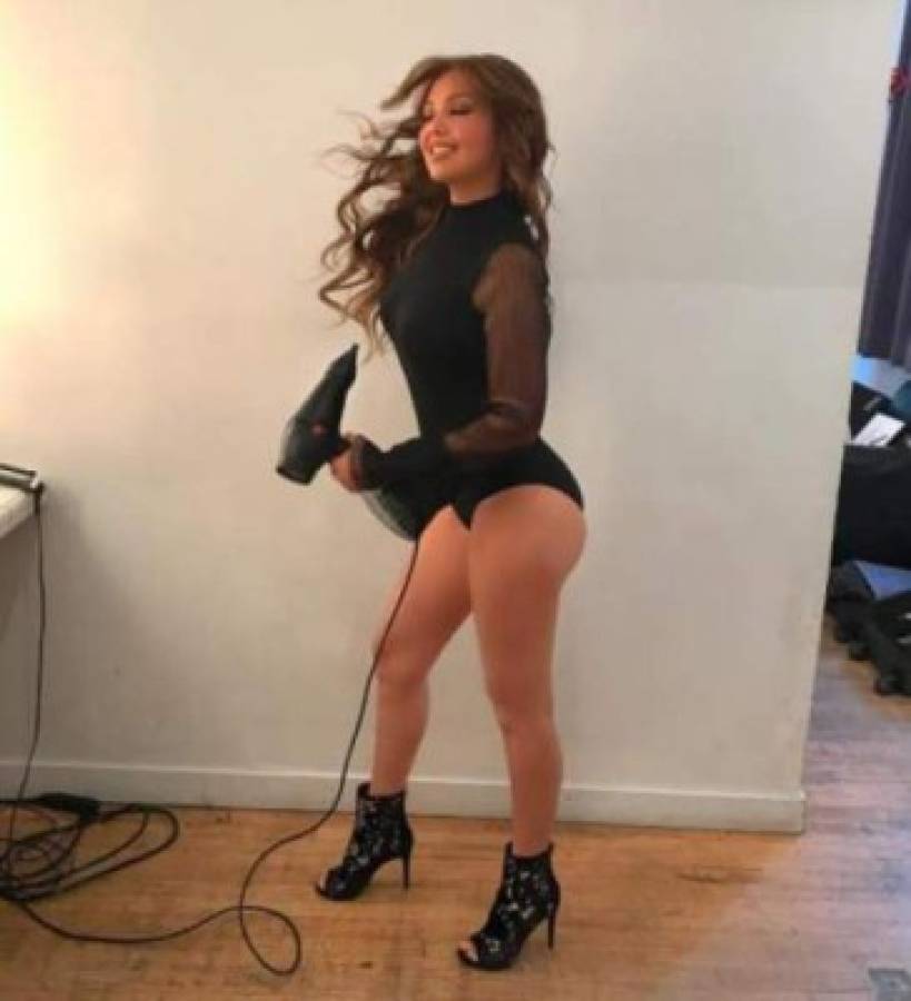 VIDEO: Thalía protagoniza sexy baile que muestra su diminuta cintura