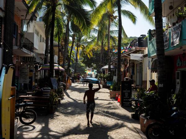 A street in Sayulita, Mexico, Jan. 14, 2026. With its Southern California surf-town aesthetic and wellness scene, Sayulita is one of the most popular towns on Riviera Nayarit. (CŽsar Rodr’guez/The New York Times)