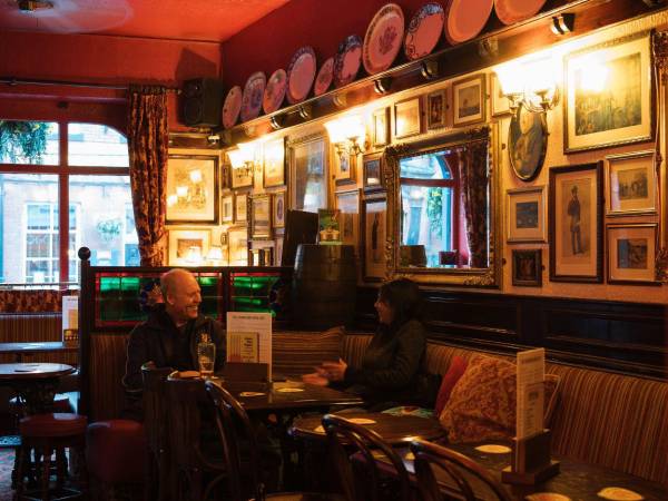 The Exhibition, un pub en York, Inglaterra, ofrece cómodo alojamiento.