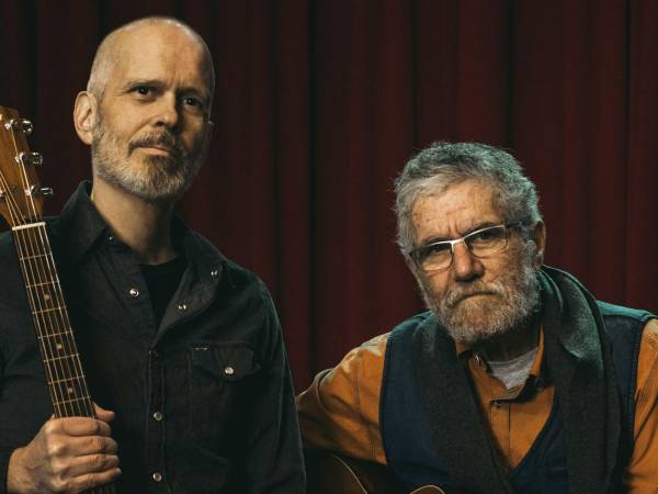 Craig Blackwell (izq.) y David Post de la banda Bad Dog, que fue víctima de fraude de streaming el año pasado. Greg Kahn para The New York Times