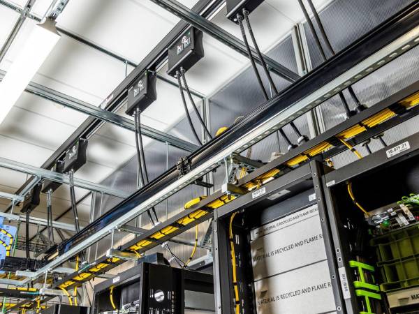 Infraestructura eléctrica para servidores en el centro de datos de Meta en Eagle Mountain, Utah, el 19 de noviembre de 2024.