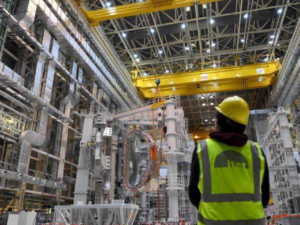 ITER, un proyecto de fusión en Francia, podría costar decenas de miles de millones de dólares.