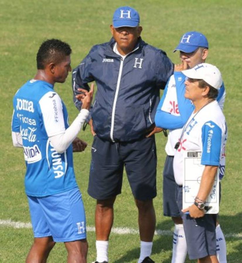 Carlo Costly, motivado en la Selección de Honduras