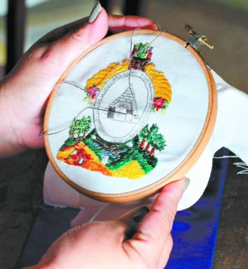 Está avanzada en un 70% la nueva banda presidencial