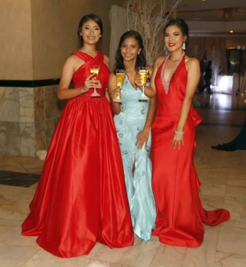Los seniors 2018 de the Mayan School vivieron su prom