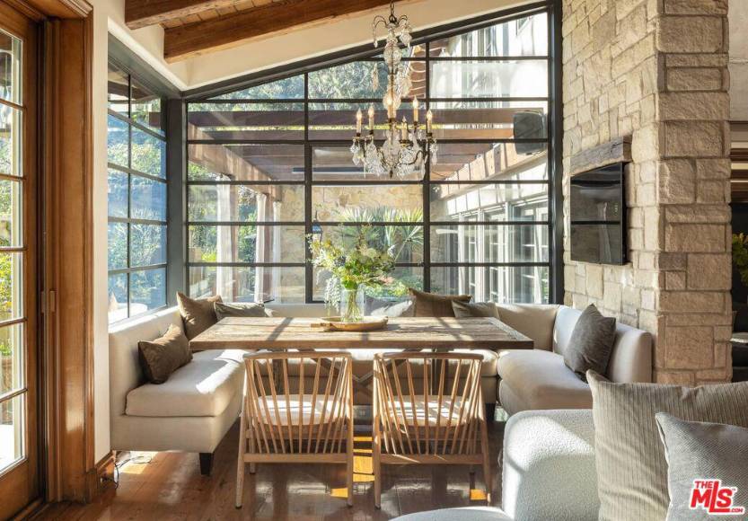 Así es por dentro la imponente mansión que Jennifer López puso a la venta en LA