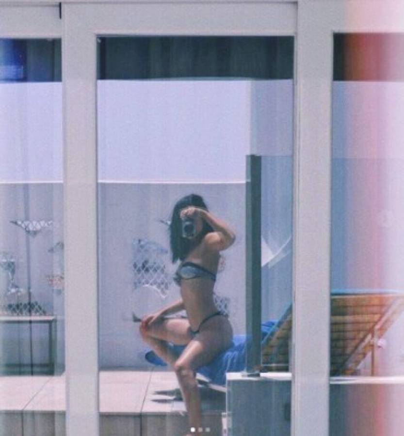Becky G derrite Instagram con sexy bikinazo