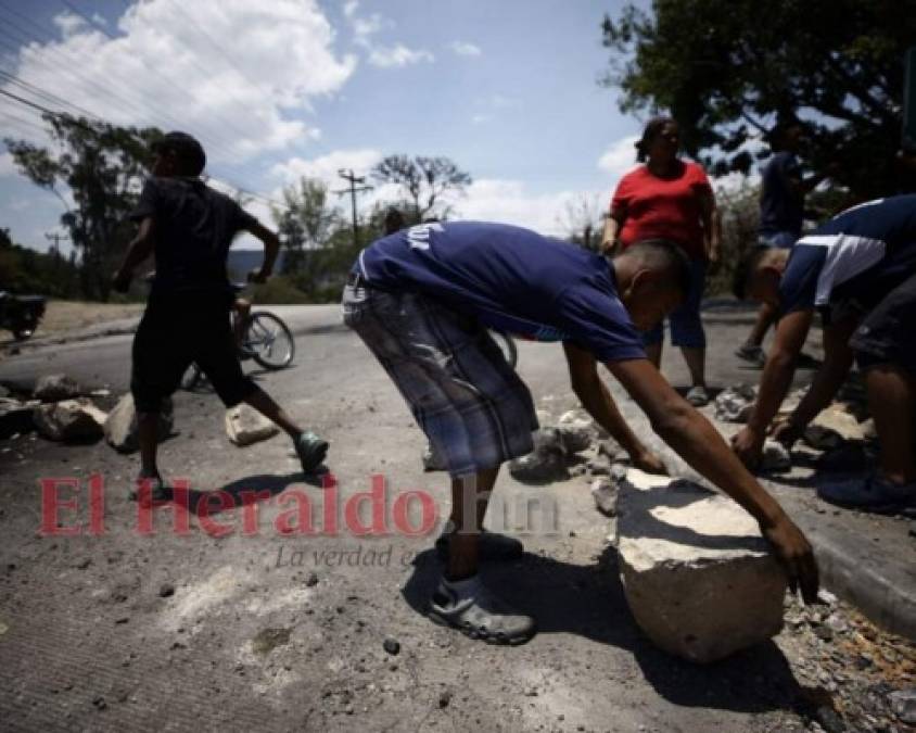 FOTOS: Falta de alimentos deja más protestas durante cuarentena