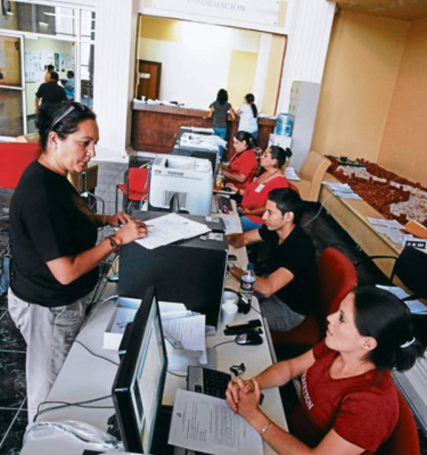 TSC puede imponer multas a maestros