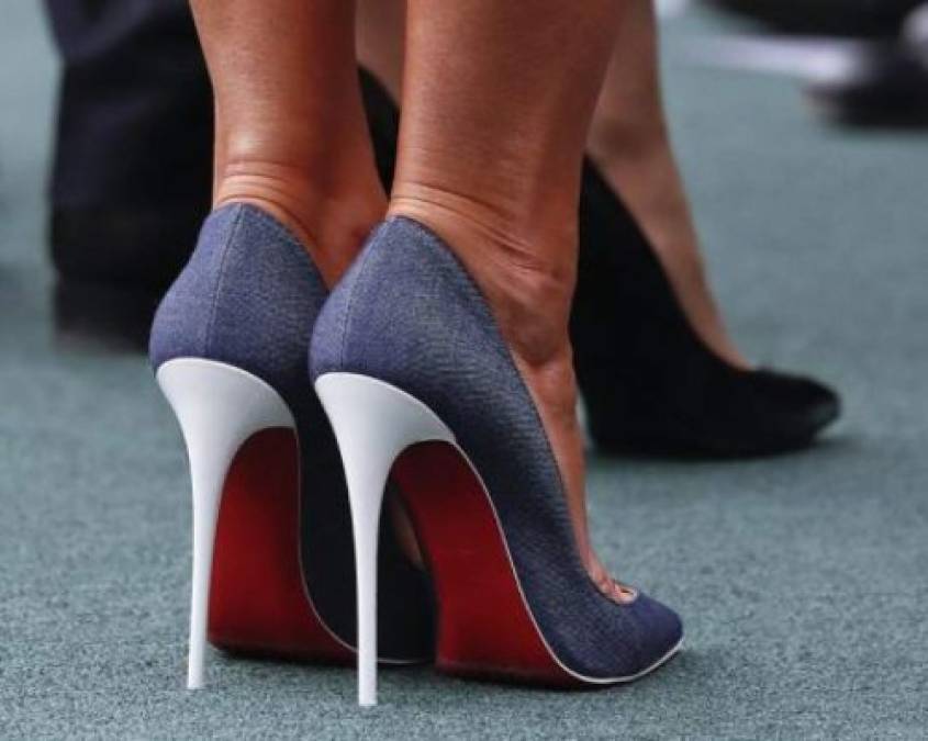 FOTOS: Los costosos zapatos que utiliza Melania Trump durante su apretada agenda